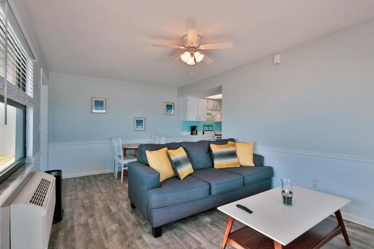 Coastal Waters Hotell New Smyrna Beach Eksteriør bilde