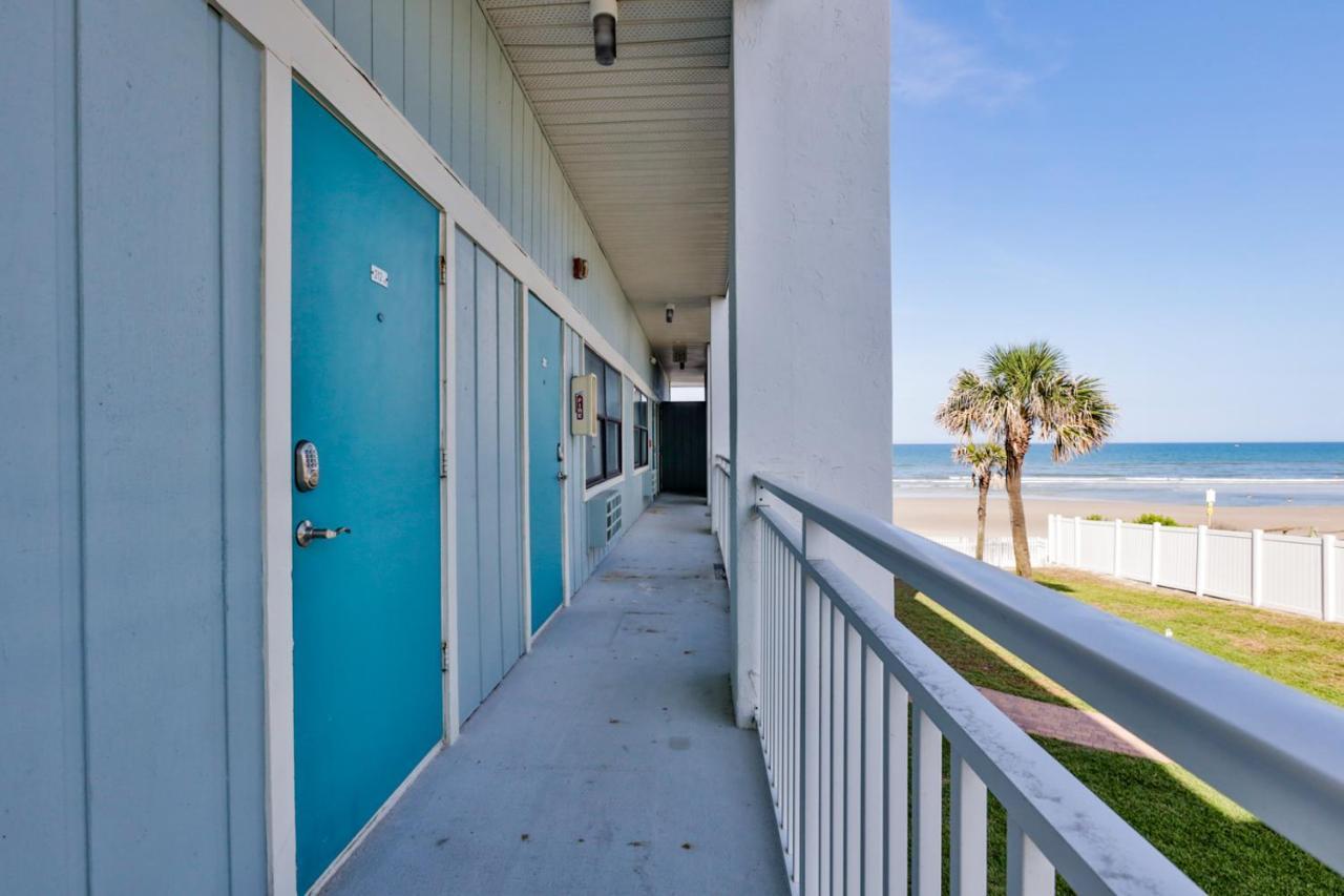 Coastal Waters Hotell New Smyrna Beach Eksteriør bilde