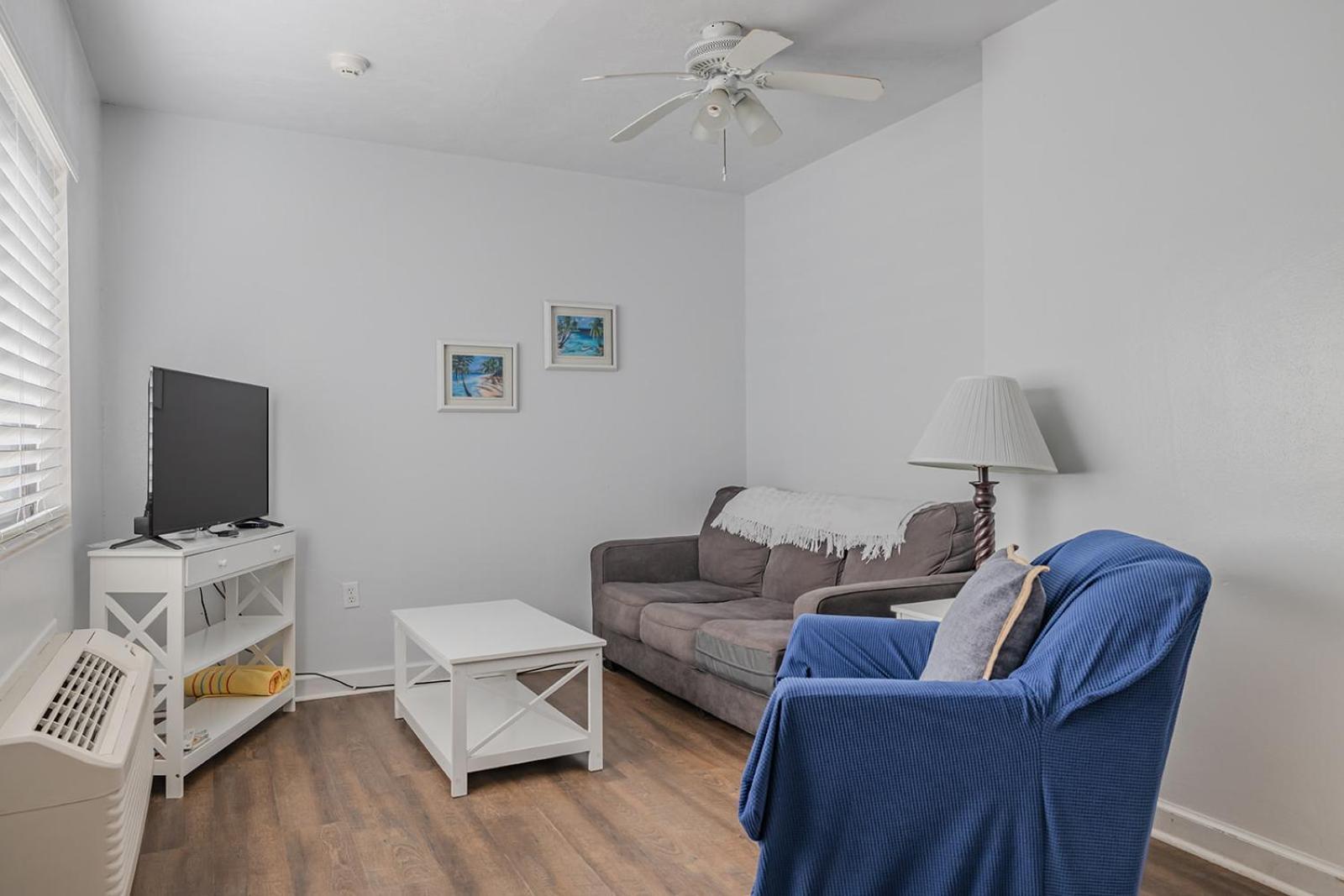 Coastal Waters Hotell New Smyrna Beach Eksteriør bilde