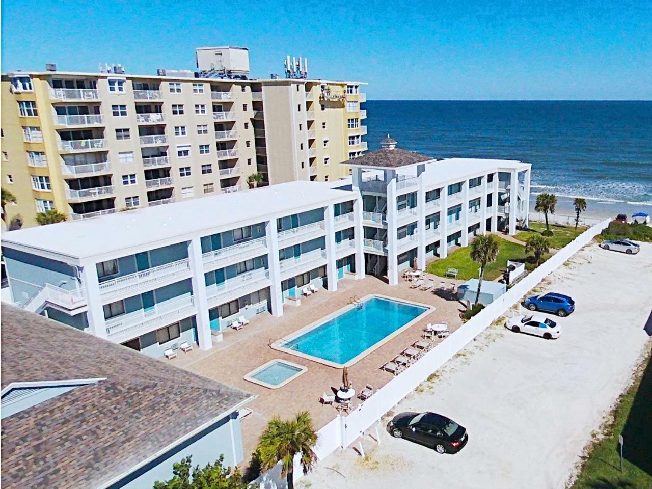 Coastal Waters Hotell New Smyrna Beach Eksteriør bilde